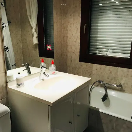 Moderne 3 Pieces Avec Wifi Et Parking Couvert A - Fr-1-629-11 Apartment